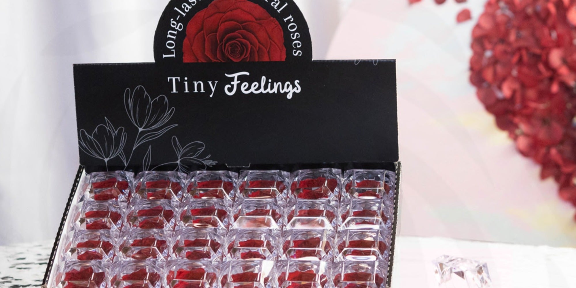 Tiny Feelings · Single Preserved Rose Jewelry Box